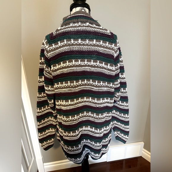 Weekend Edition Knit Sweater - Picture 2 of 5